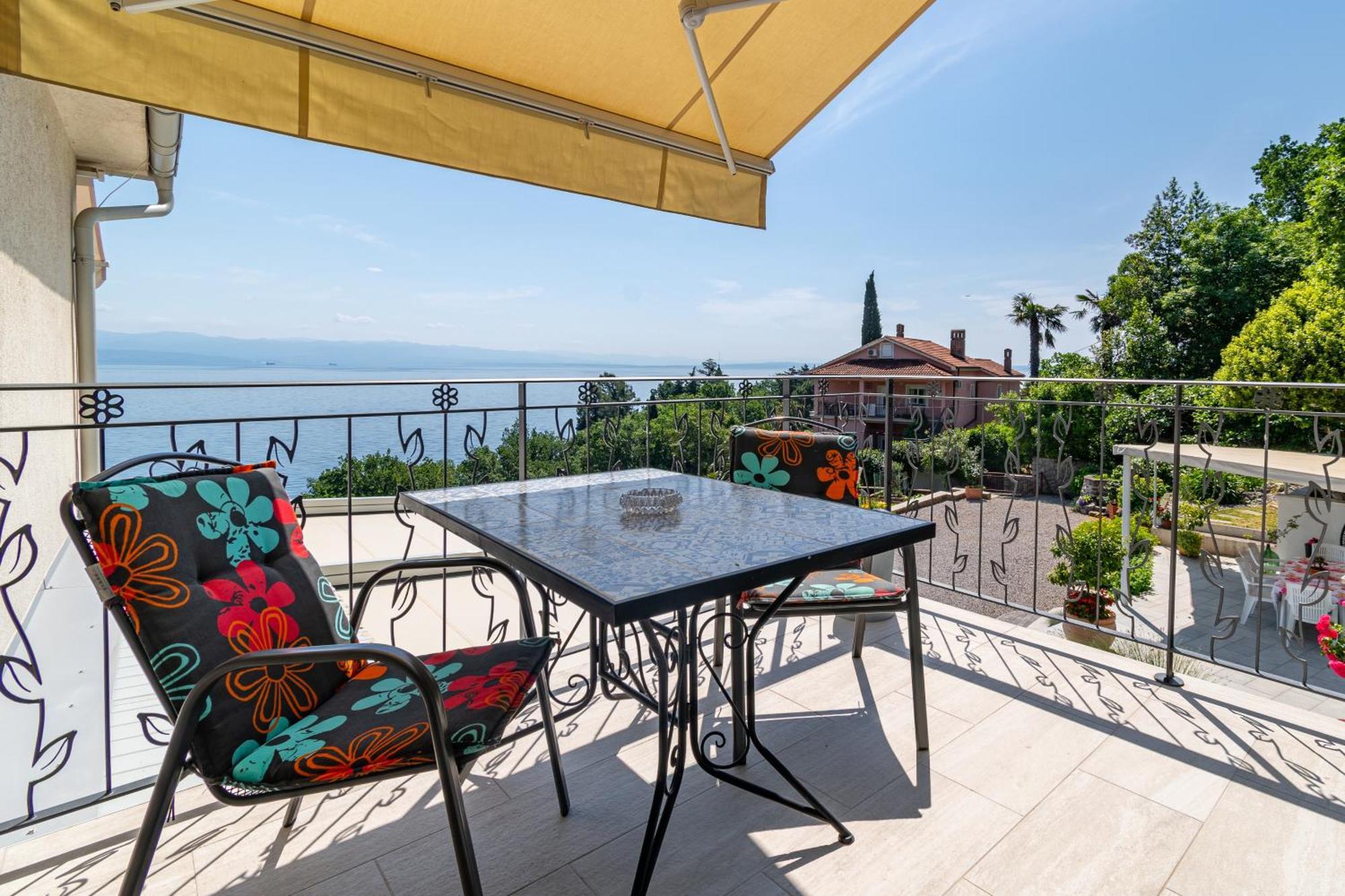 Apartments By The Sea Medveja, Opatija - 7720 Lovran Exterior foto